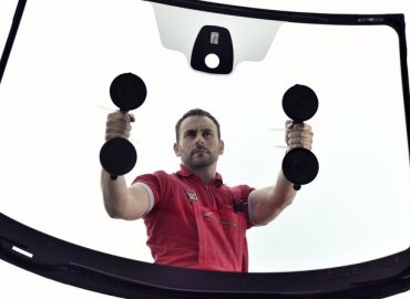 Cristalli auto, optional, montaggio e istallazioni.