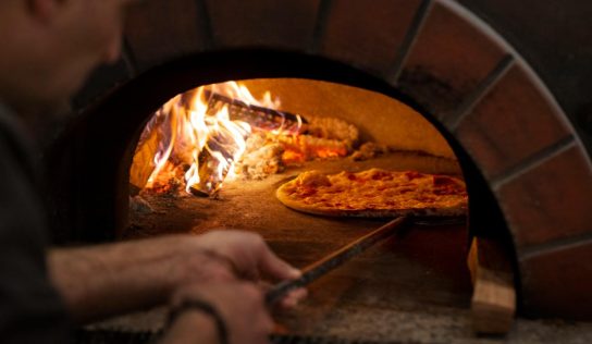 Design ergonomico nei forni professionali per pizzeria: ottimizzare l’efficienza e la comodità in pizzeria